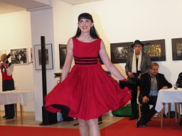 Fashion Show in der Contemplor Galerie Wien am 14. 03. 2024